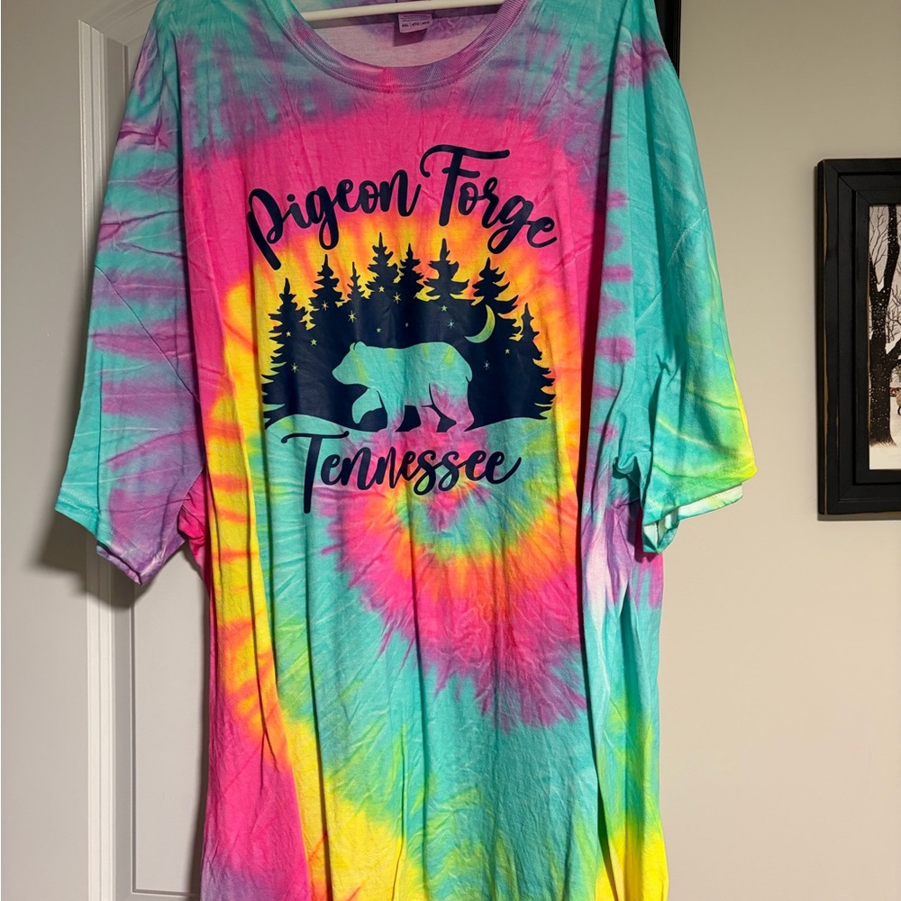 Pigeon Forge Tennessee Tie-Dye Unisex 4x T-Shirt - Pink, Teal & Yellow